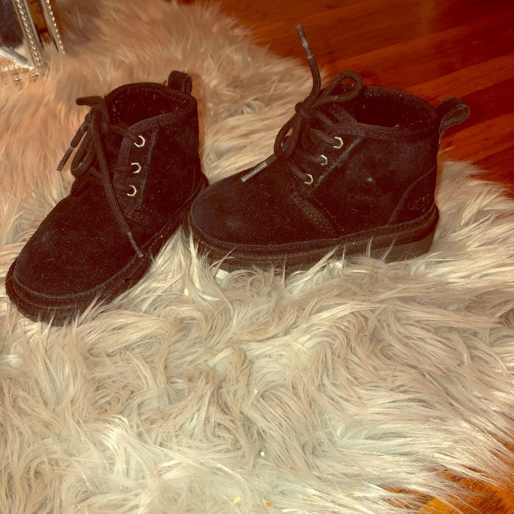 Toddler unisex ugg boots